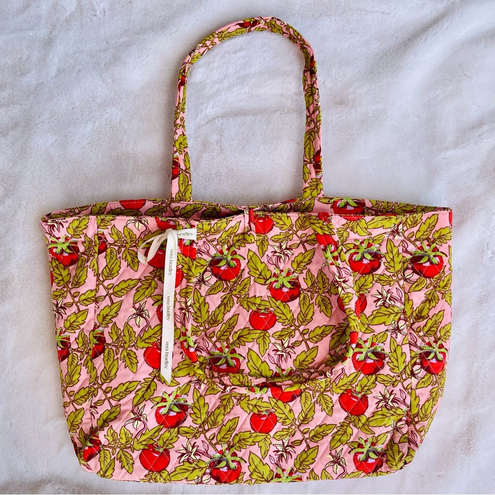 Vera Bradley Premium Cotton Hathaway Tote Bag - Tomato Vines